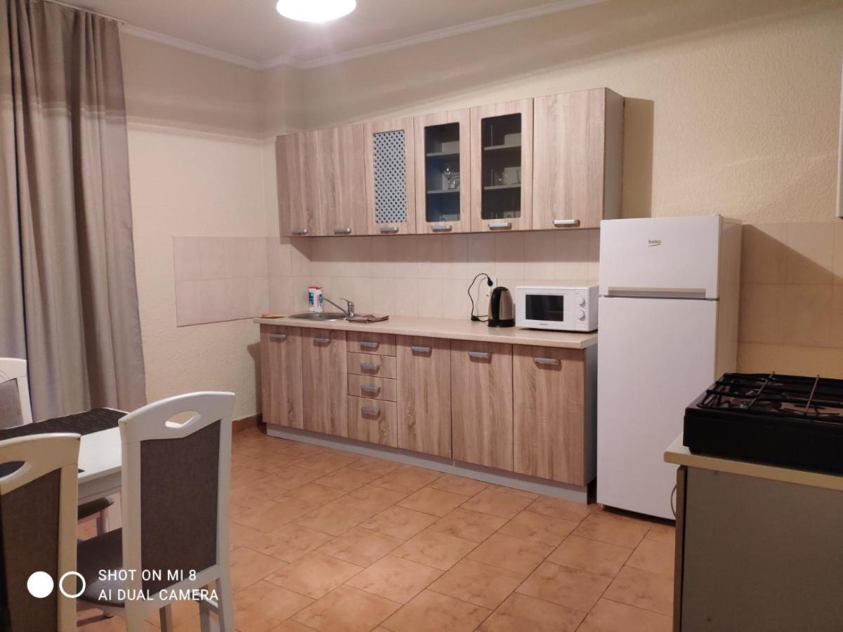 Apartments Domovik Мостова 5 Кв 44 Мукачево Екстер'єр фото